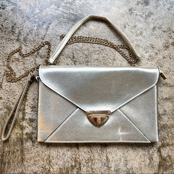 Jingpin Handbags - 3/$20 Gold Metallic Crossbody Handbag/Wristlet